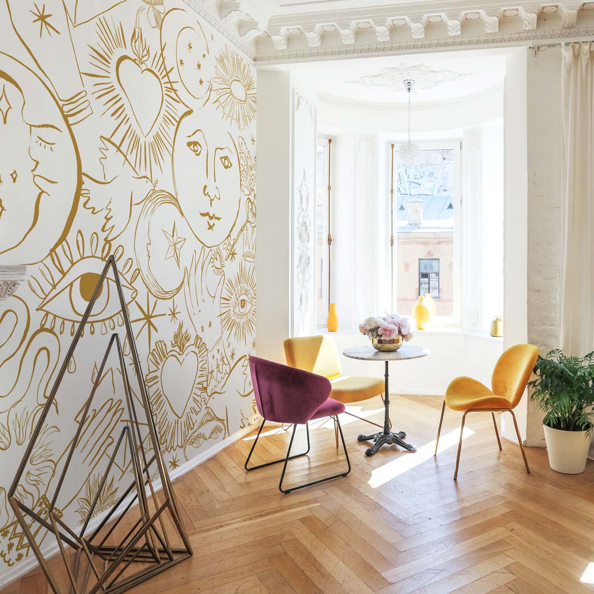 #color_gold on white ground